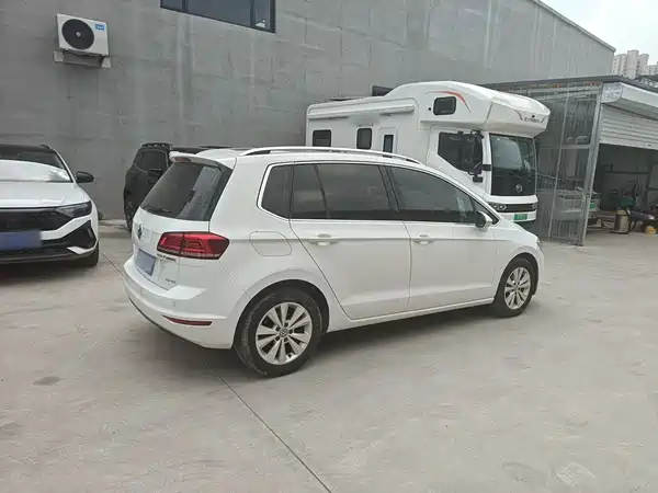 Volkswagen Golf Jialu 2019