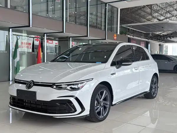 Volkswagen Golf 2023