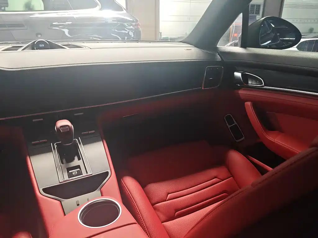 Porsche Panamera 2015 — фото 16