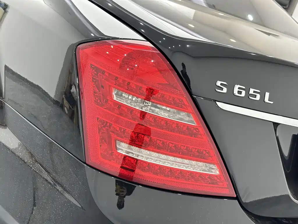 Mercedes-Benz S-Class AMG 2013 — фото 26