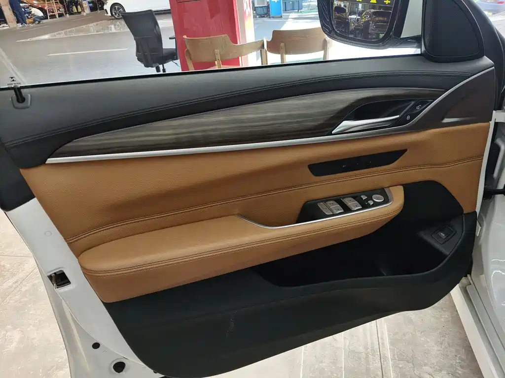 BMW 6 Series GT 2019 — фото 16
