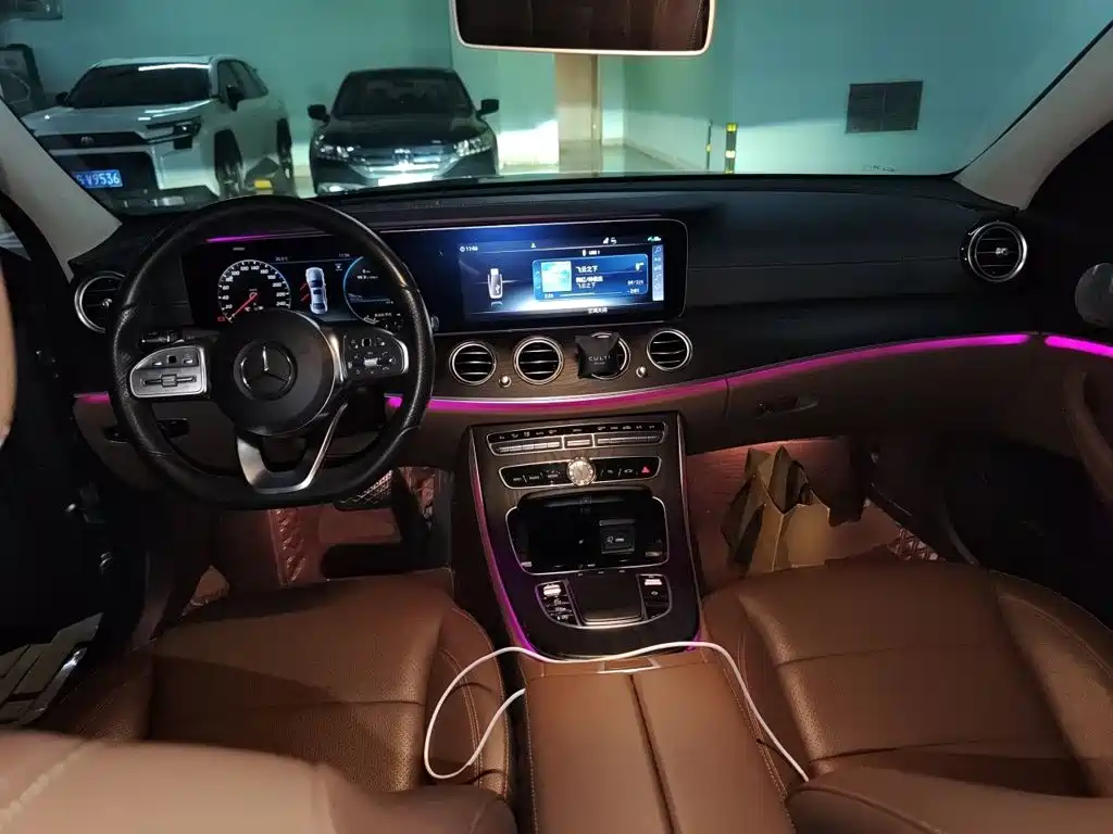 Mercedes-Benz E-Class 2019 — фото 10