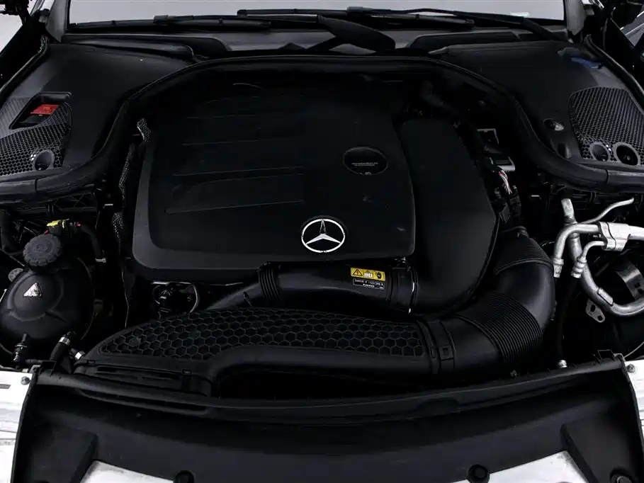 Mercedes-Benz E-Class 2022 — фото 17