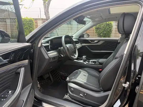 Hongqi HS5 2022