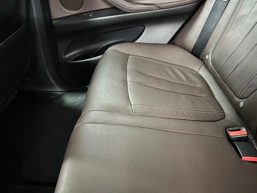 BMW X5 2016 — фото 10