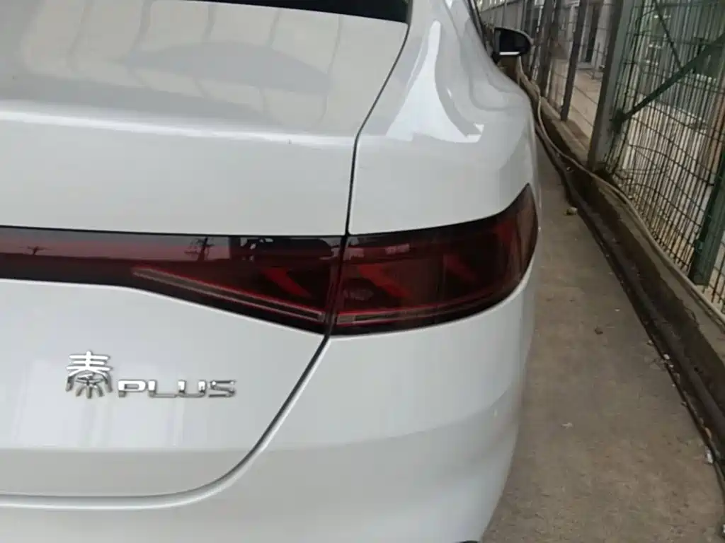 BYD Qin PLUS 2023 — фото 8