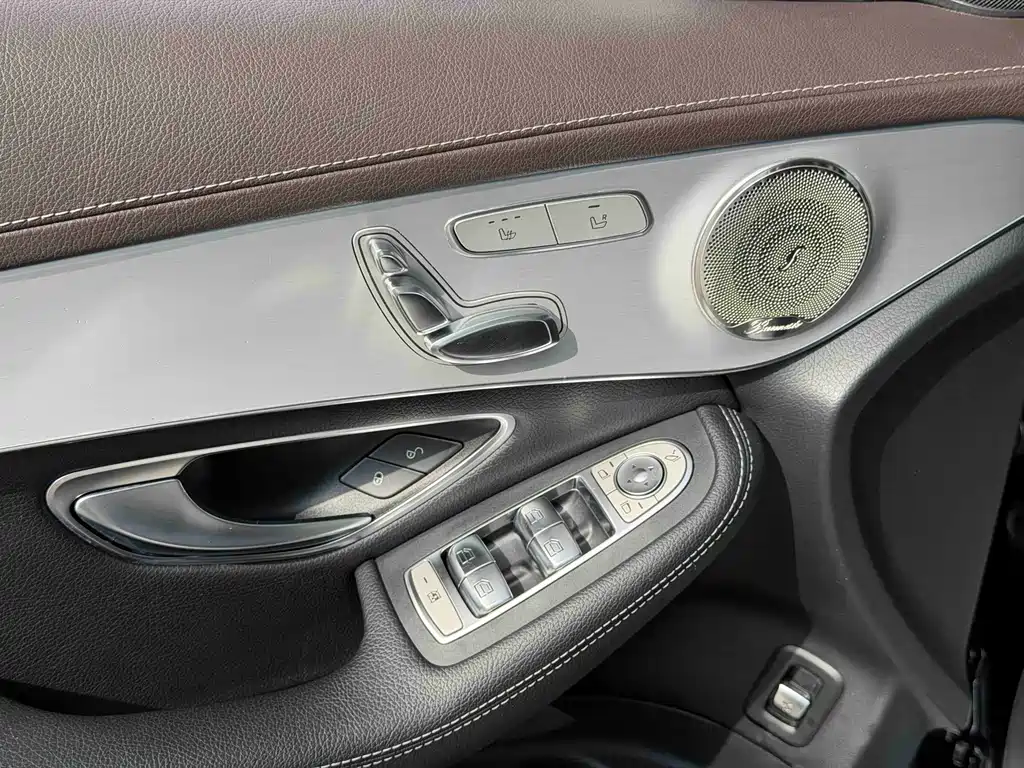 Mercedes-Benz GLC 2020 — фото 10