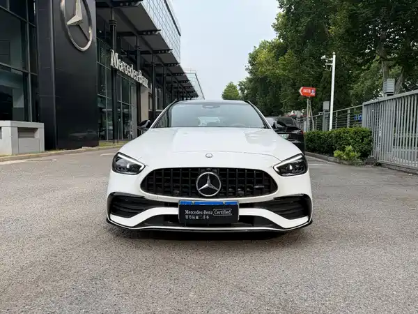 Mercedes-Benz C-Class AMG 2025