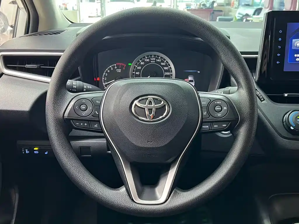Toyota Corolla 2022 — фото 9