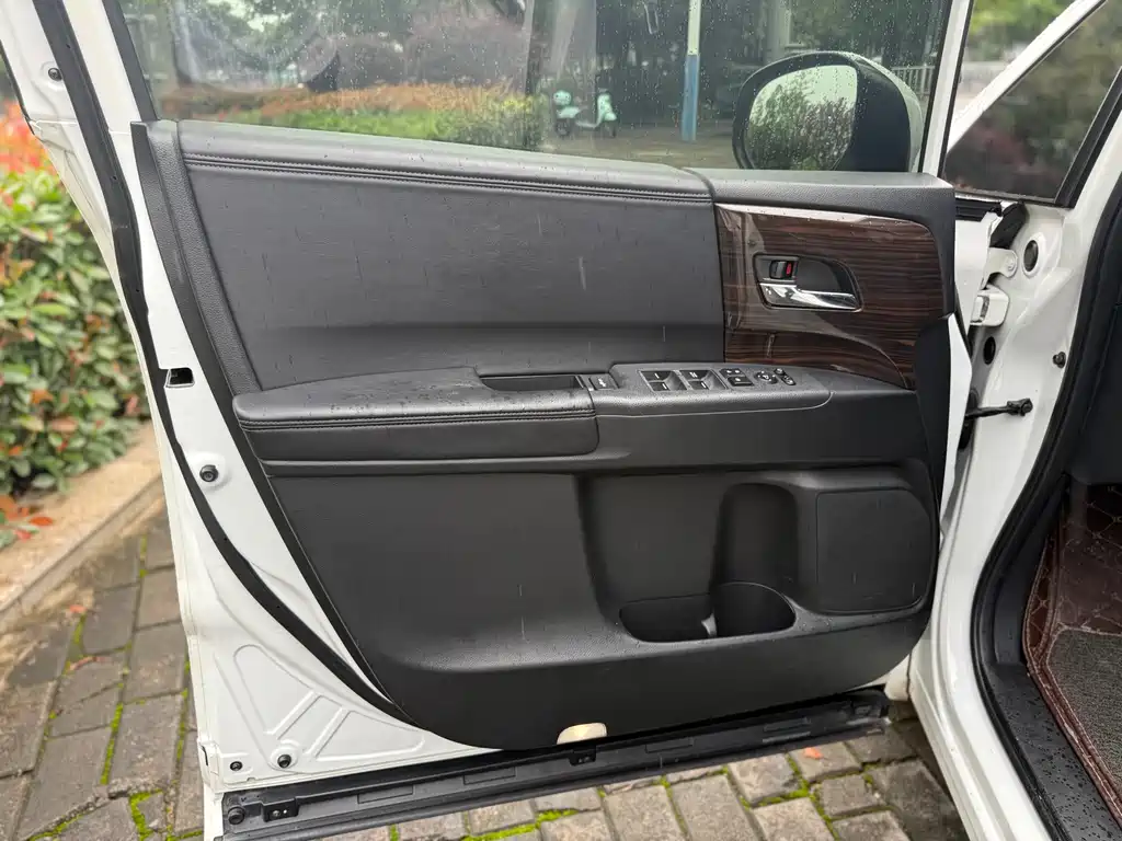 Honda Odyssey 2018 — фото 14
