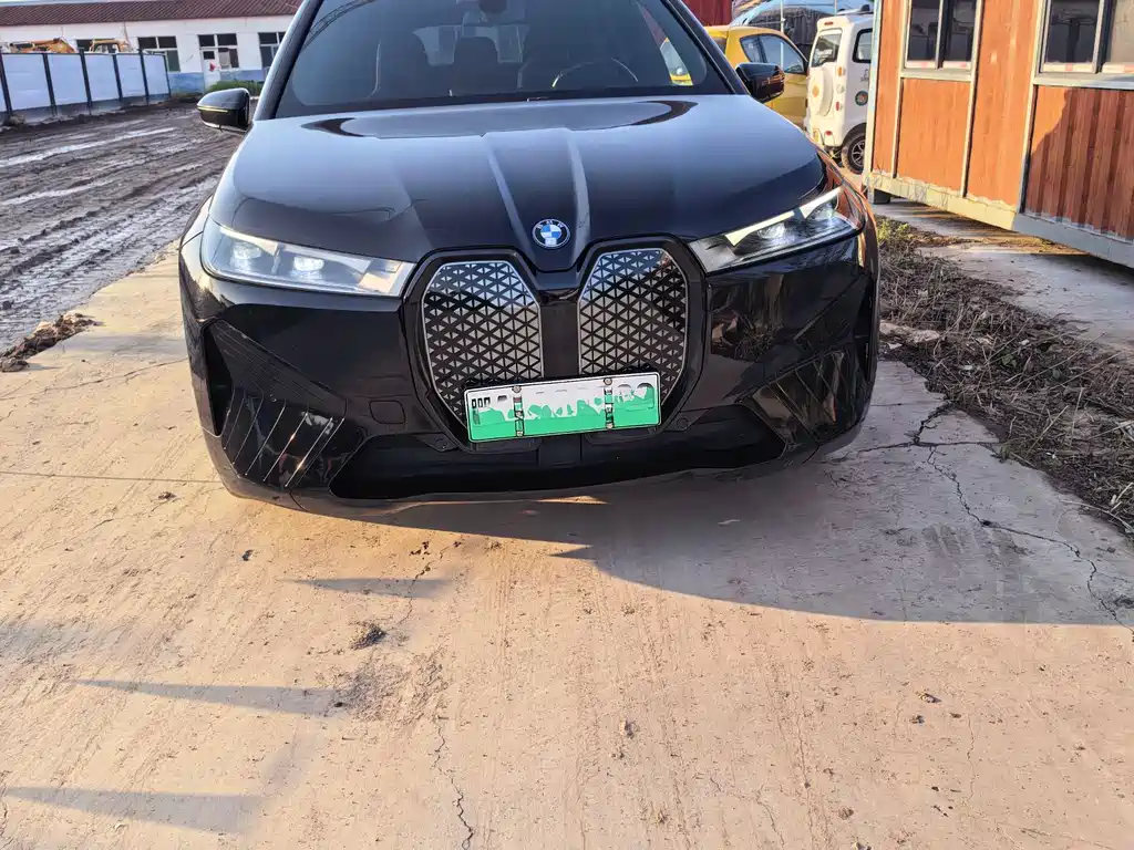 BMW iX 2023