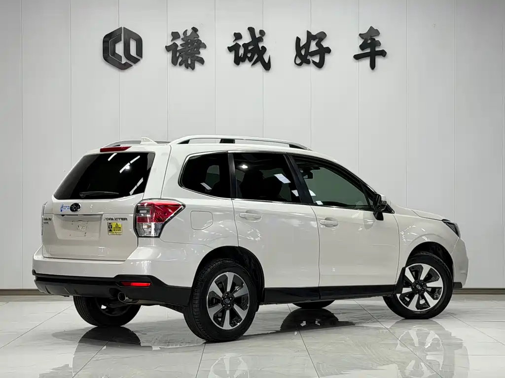 Subaru Forester 2017 — фото 5