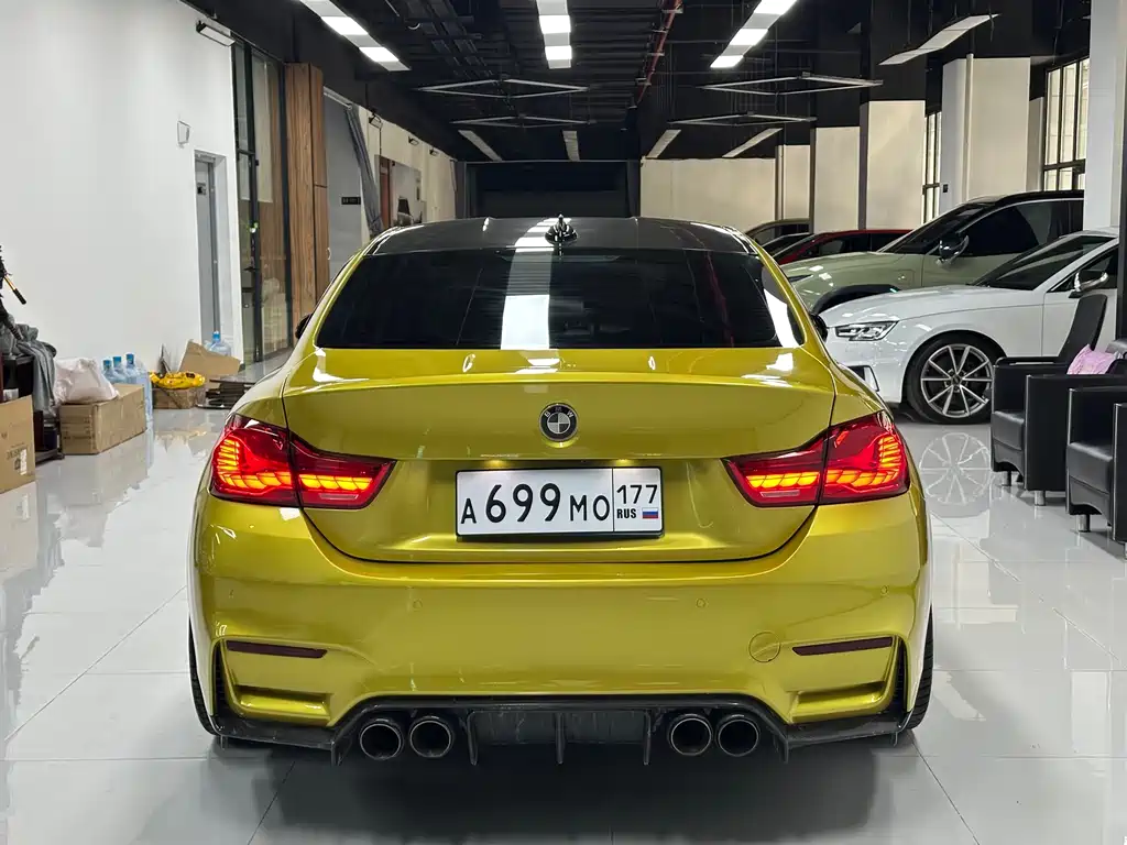 BMW M4 2018 — фото 4