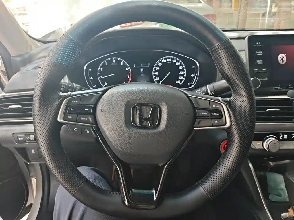 Honda Accord 2019 — фото 3
