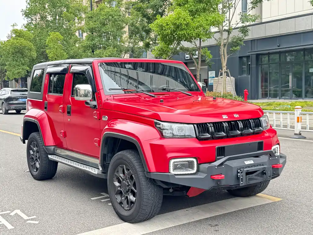 BAIC BJ40 2023 — фото 3