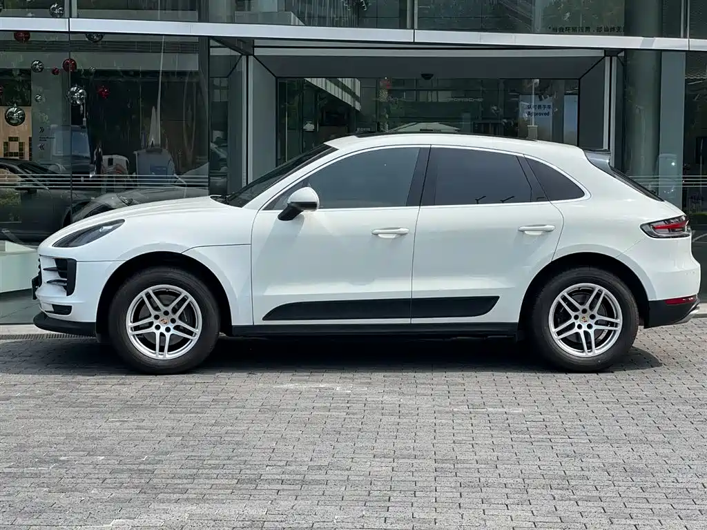 Porsche Macan 2020 — фото 3
