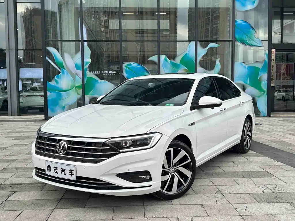 Volkswagen Sagitar 2022