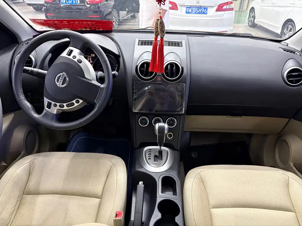Nissan Qashqai 2014