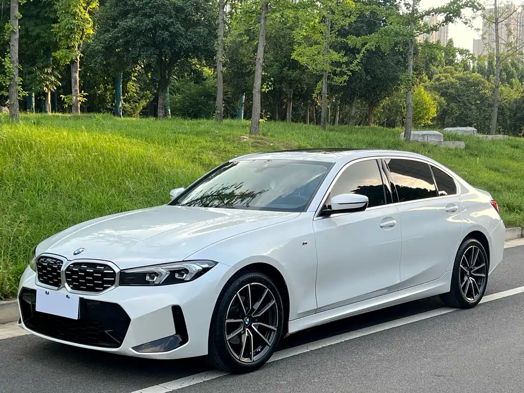 BMW 3 Series 2024