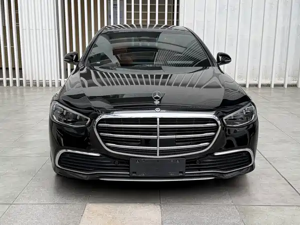 Mercedes-Benz S-Class 2023