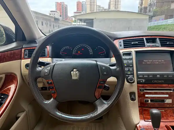 Toyota Crown 2007