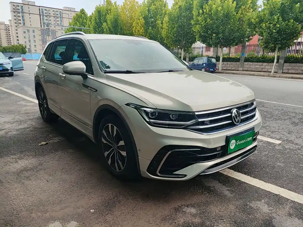 Volkswagen Tiguan L 2022