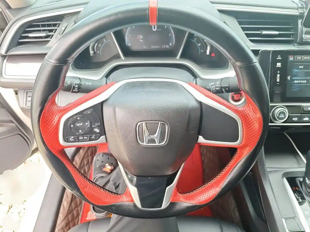 Honda Civic 2021 — фото 11