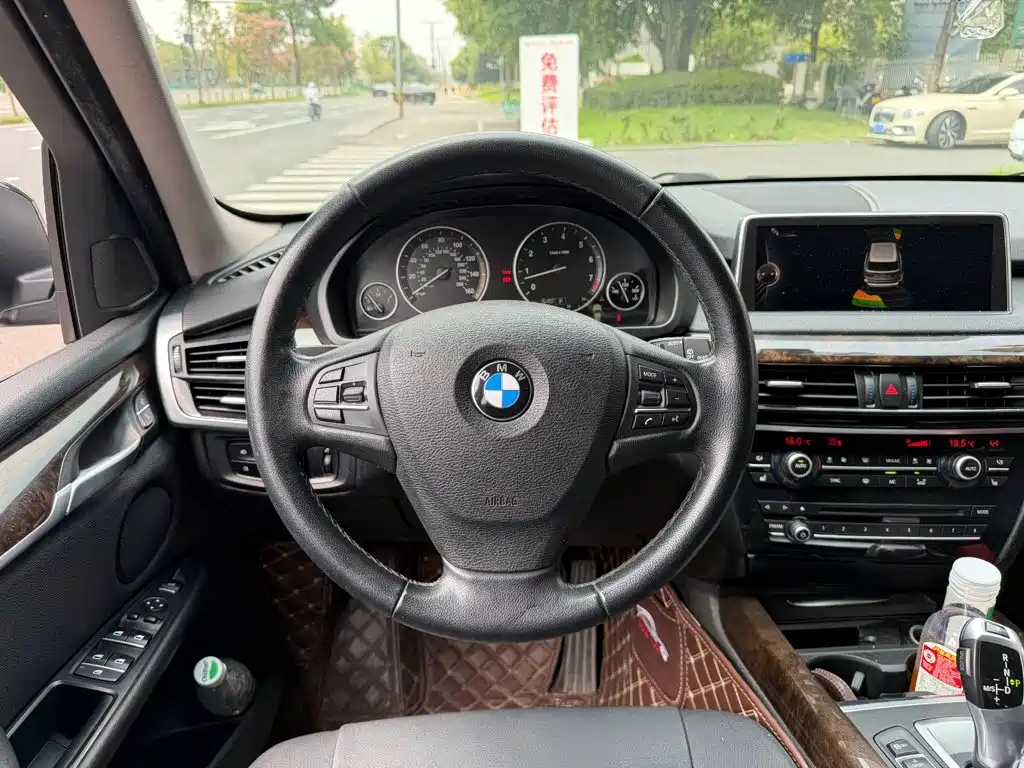 BMW X5 2014 — фото 14