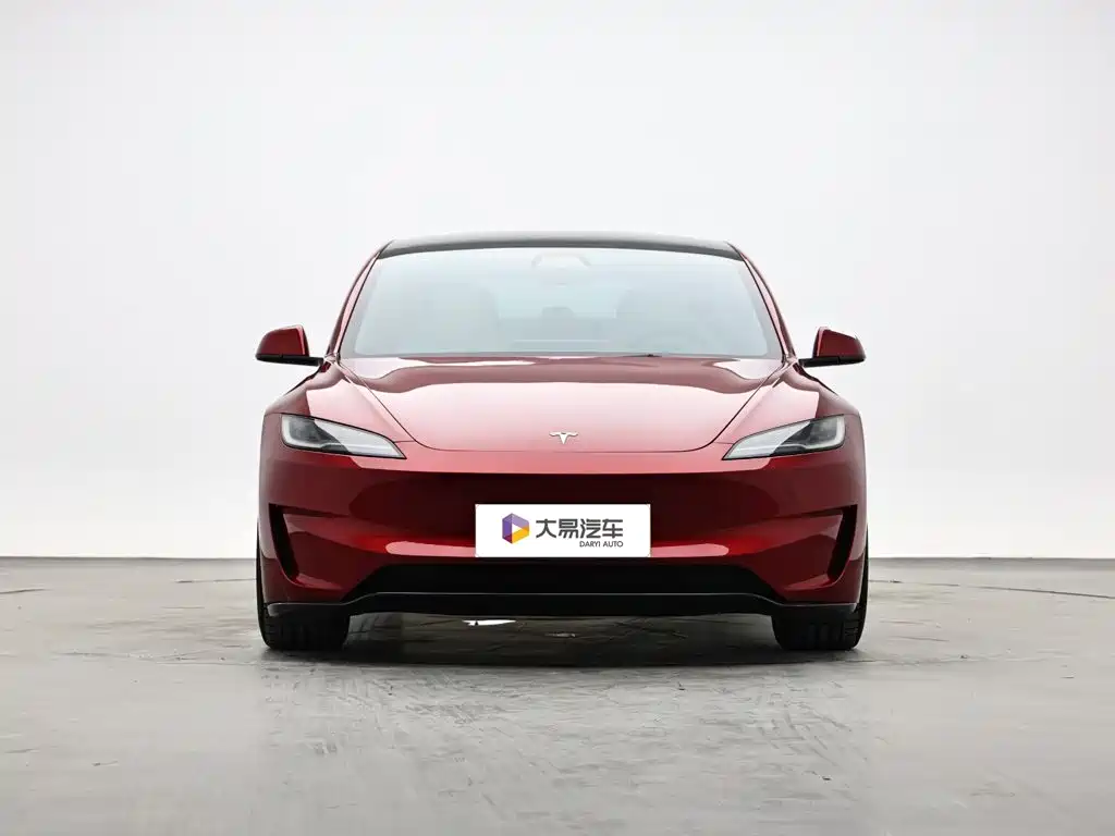 Tesla Model 3 2025 — фото 2