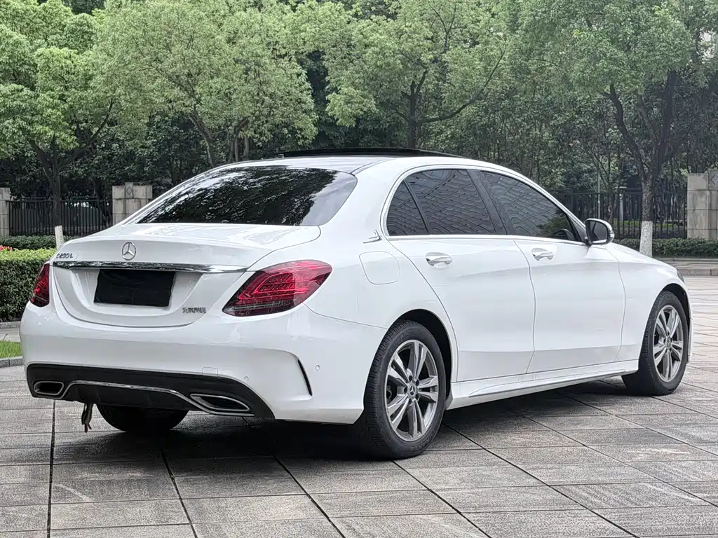 Mercedes-Benz C-Class 2021 — фото 17