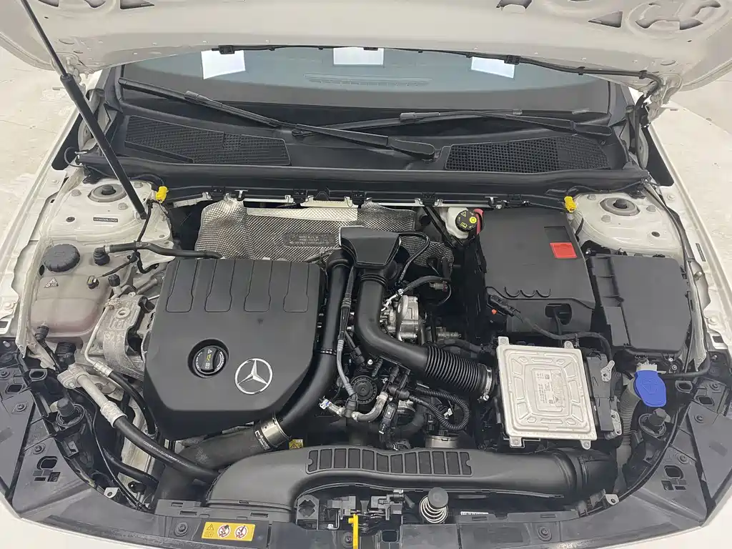 Mercedes-Benz A-Class 2022 — фото 16