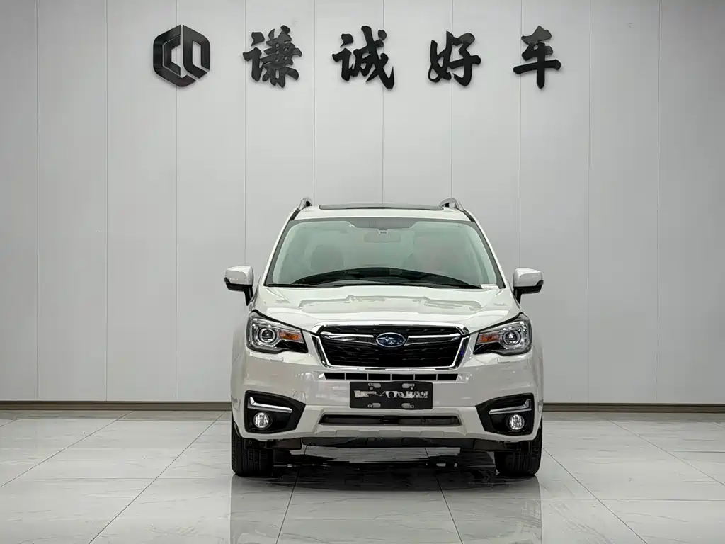 Subaru Forester 2017 — фото 2
