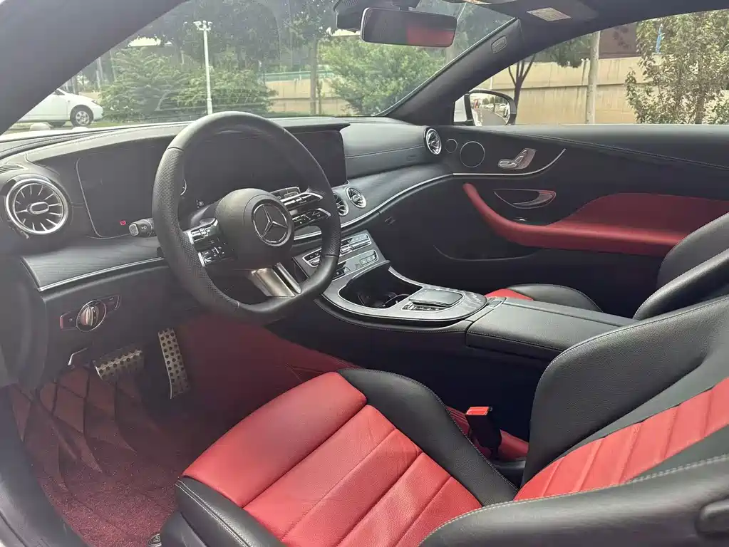 Mercedes-Benz E-Class 2023