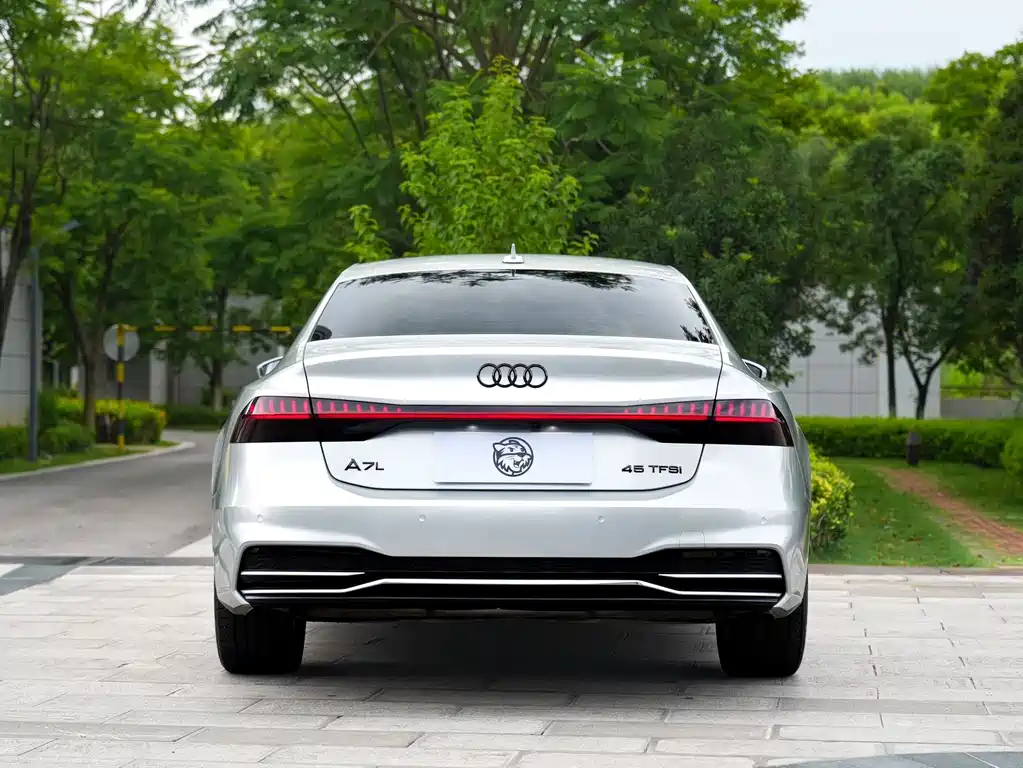 Audi A7L 2024 — фото 12