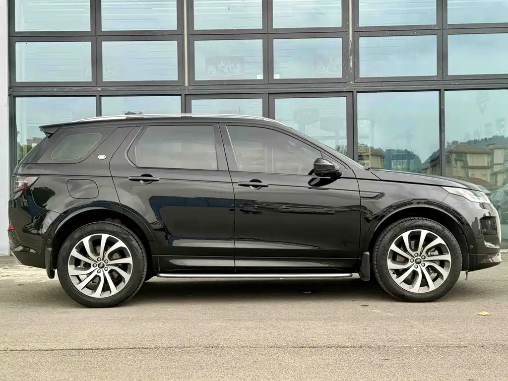 Land Rover Discovery Sport 2022 — фото 13