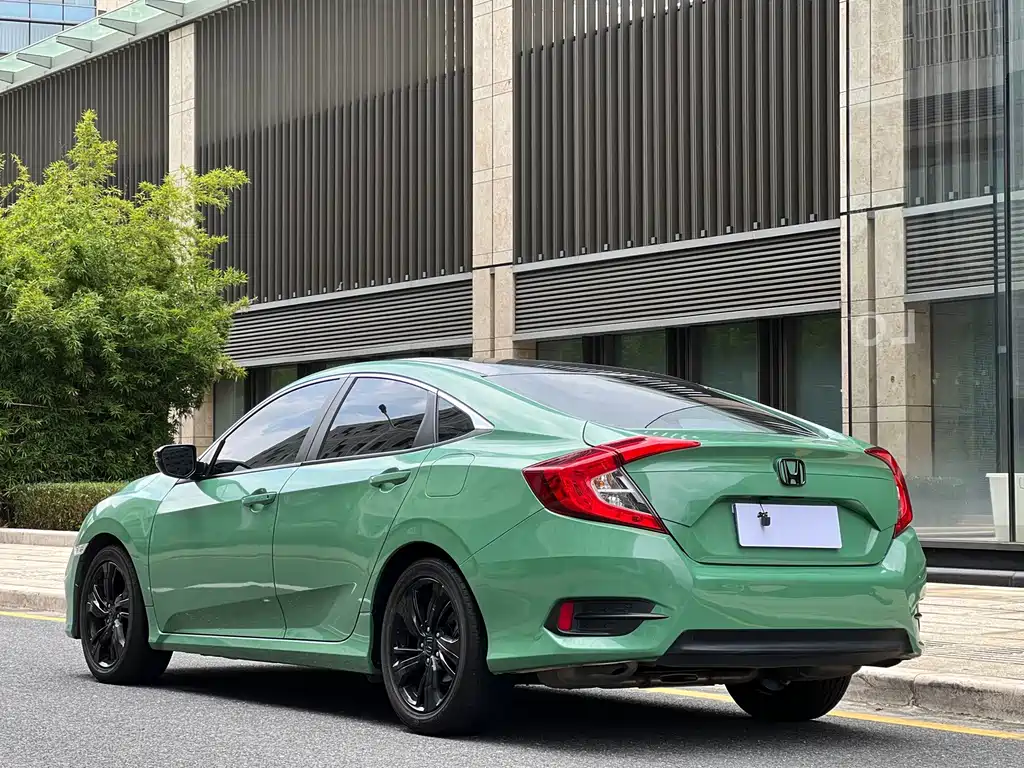 Honda Civic 2020 — фото 20