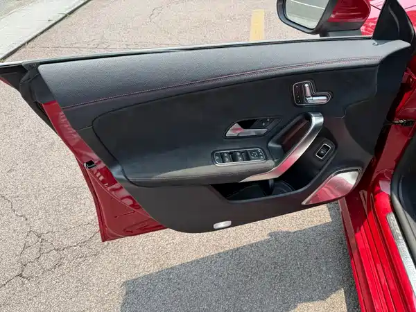 Mercedes-Benz CLA 2020