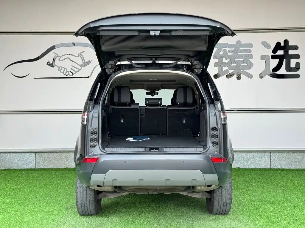 Land Rover Discovery 2018 — фото 11