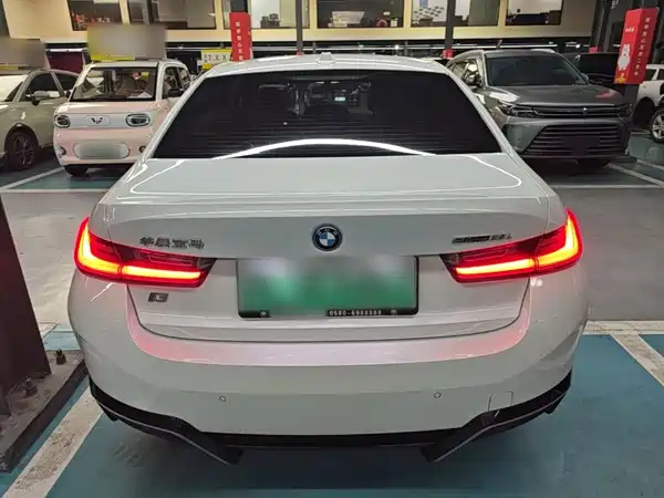 BMW i3 2024