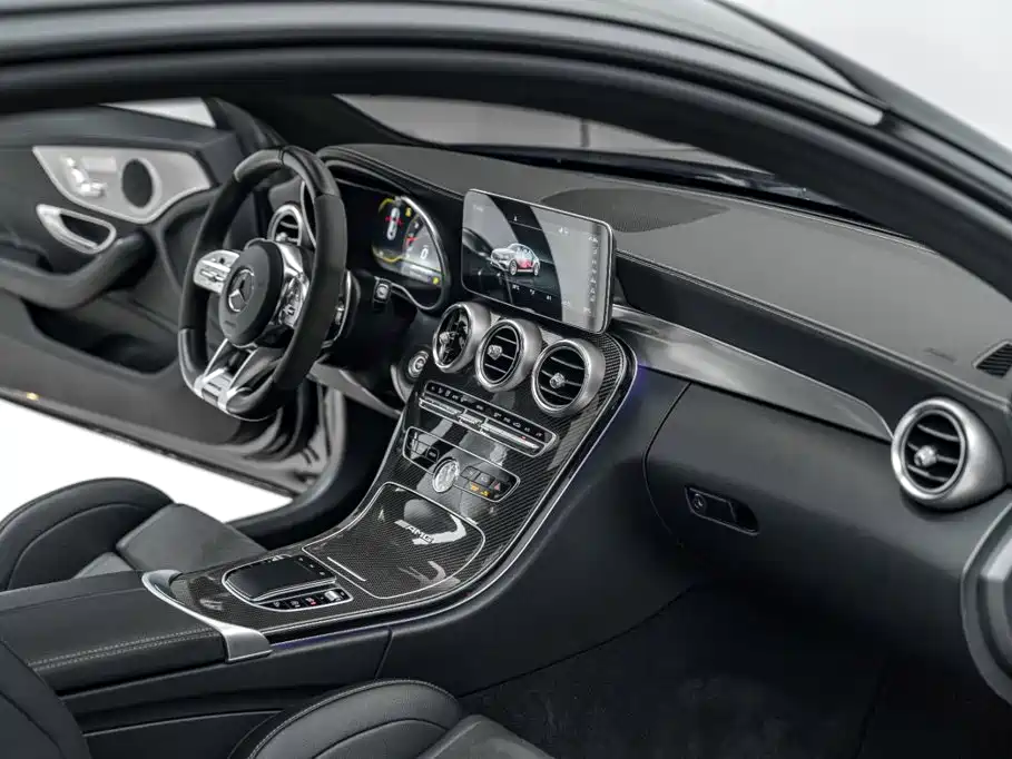 Mercedes-Benz C-Class AMG 2020 — фото 18