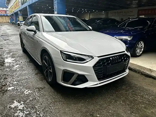 Audi A4L 2024