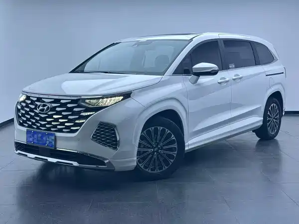 Hyundai Custin 2025