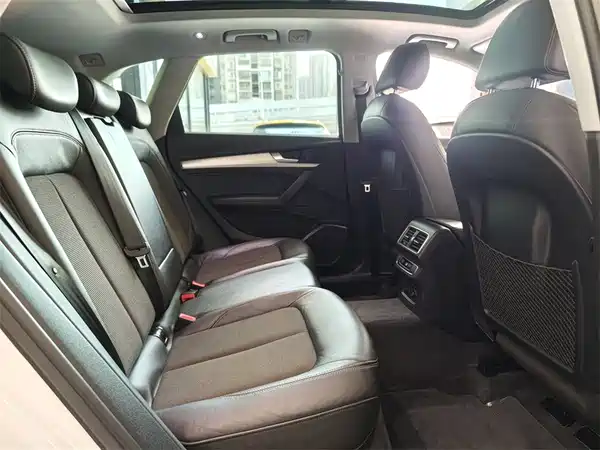 Audi Q5L 2018