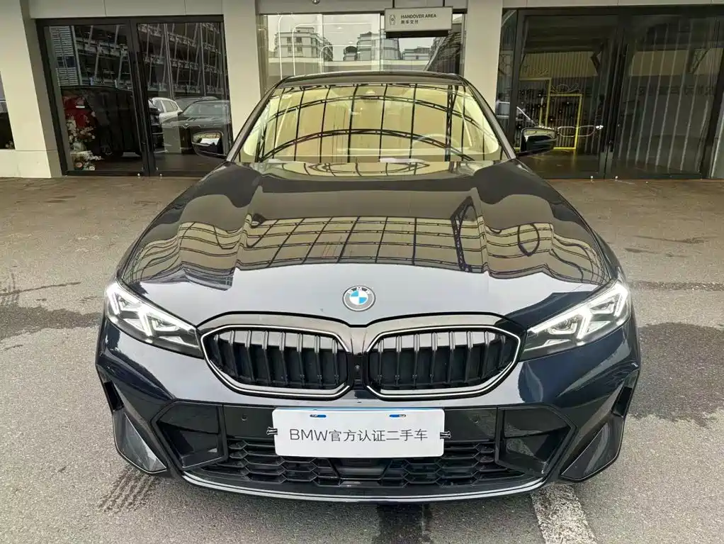 BMW 3 Series 2025