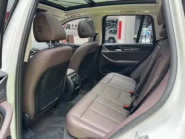 BMW X3 2021