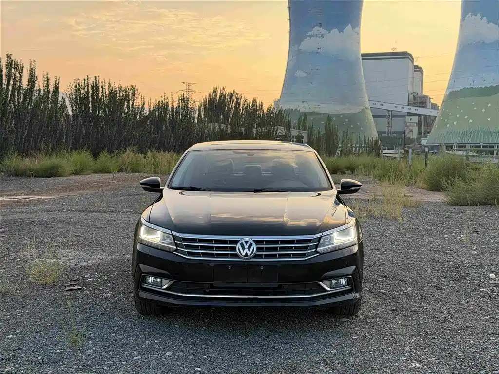 Volkswagen Passat 2017 — фото 2
