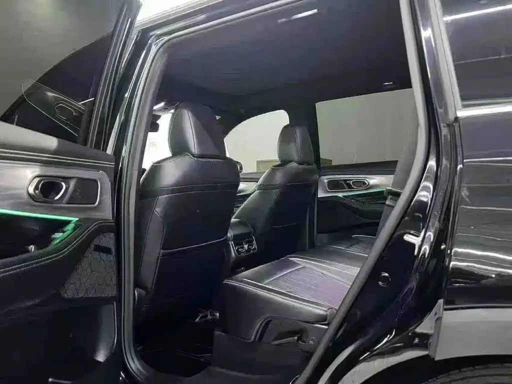 GAC Trumpchi GS8 2025 — фото 9