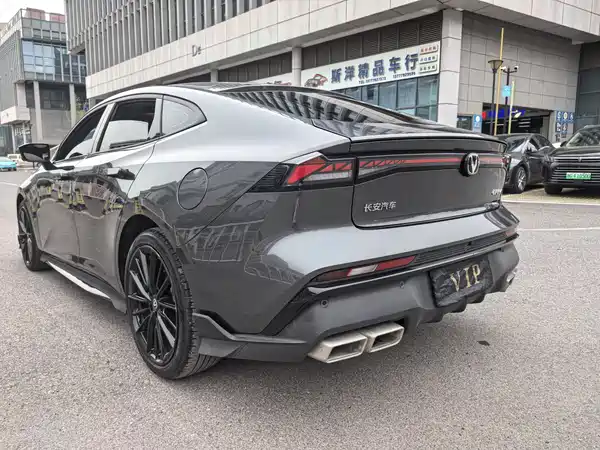 Changan UNI-V 2024