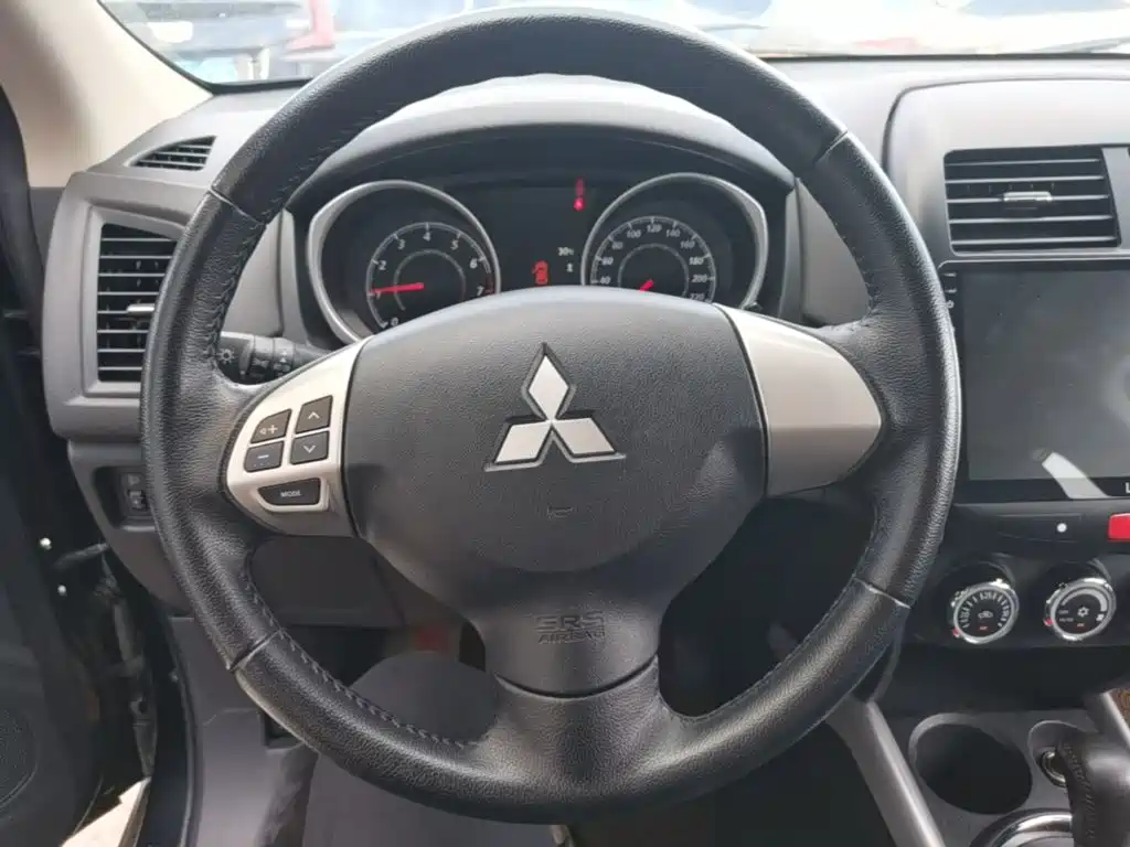 Mitsubishi ASX 2018 — фото 11