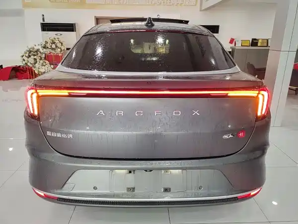 Arcfox Alpha S 2023